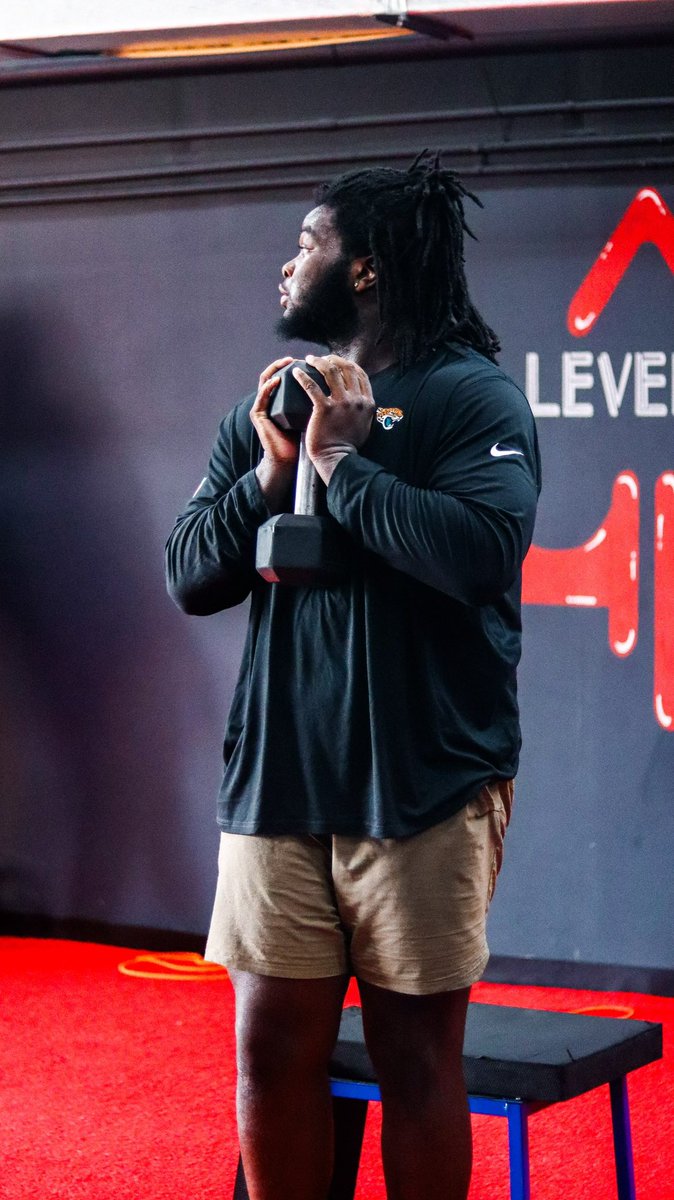 David “Apple” Applewhite tweet media