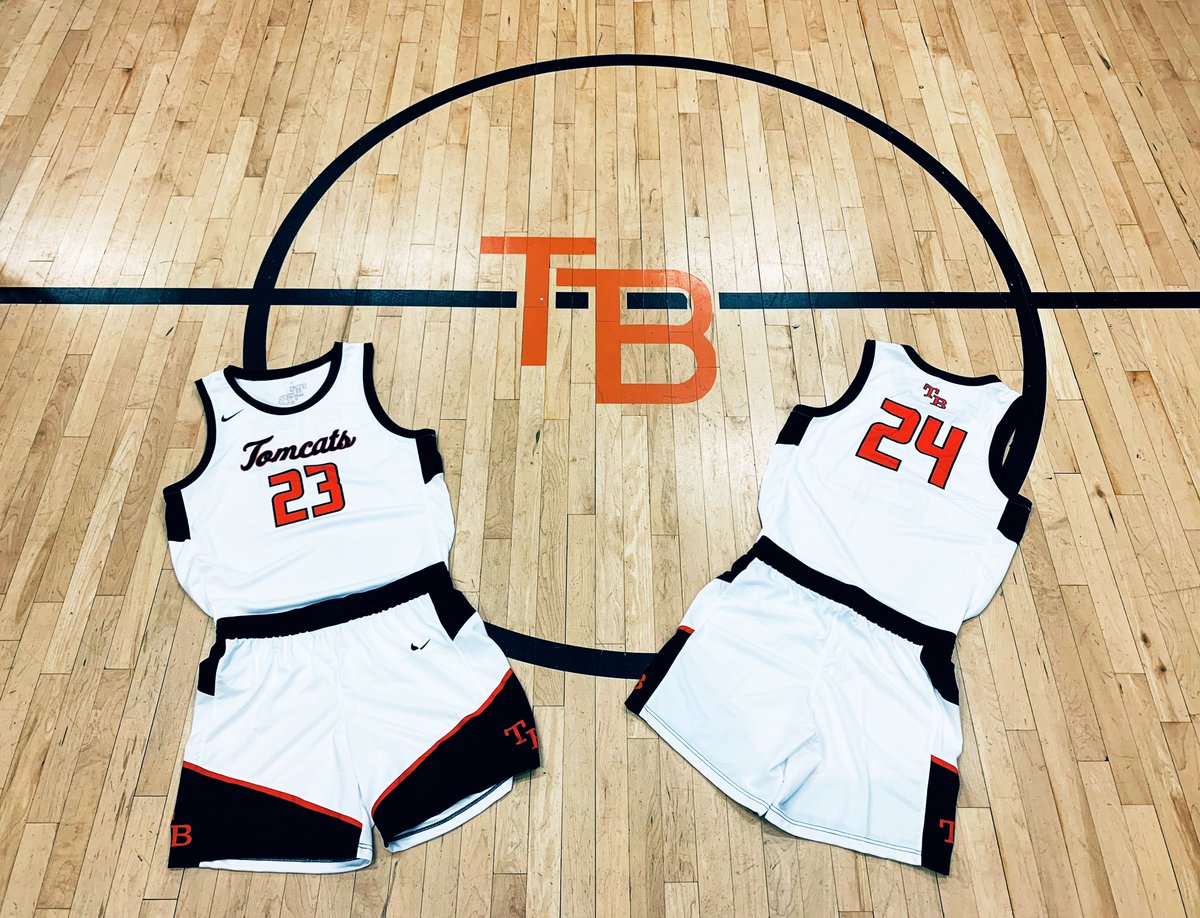 Love the new jersey! Thanks <a href="/BSNSPORTS/">BSN SPORTS</a> for taking care of us!