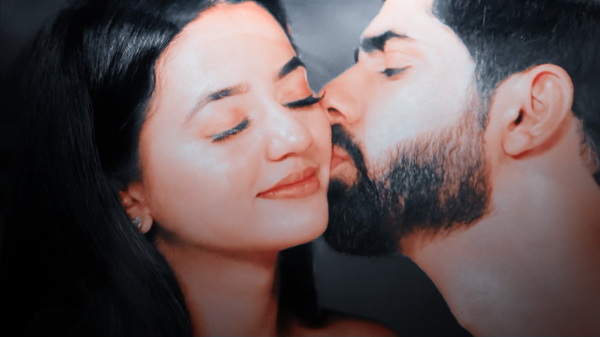 Reemasengupta25's tweet photo. This looks so freaking real the passion ☺️

TOAST TO IMMJ II JUBILEE https://t.co/peCouIExqZ
