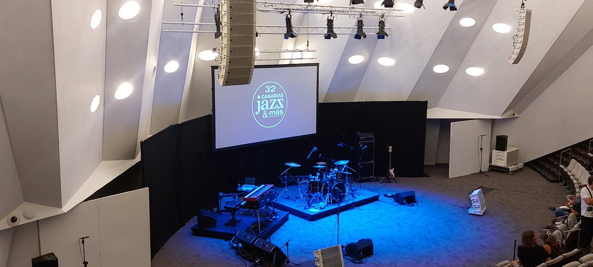 djyeraflavor's tweet photo. Hoy disfrutamos con el sonido de #manukatche #canariasjazz https://t.co/29r5JA796E