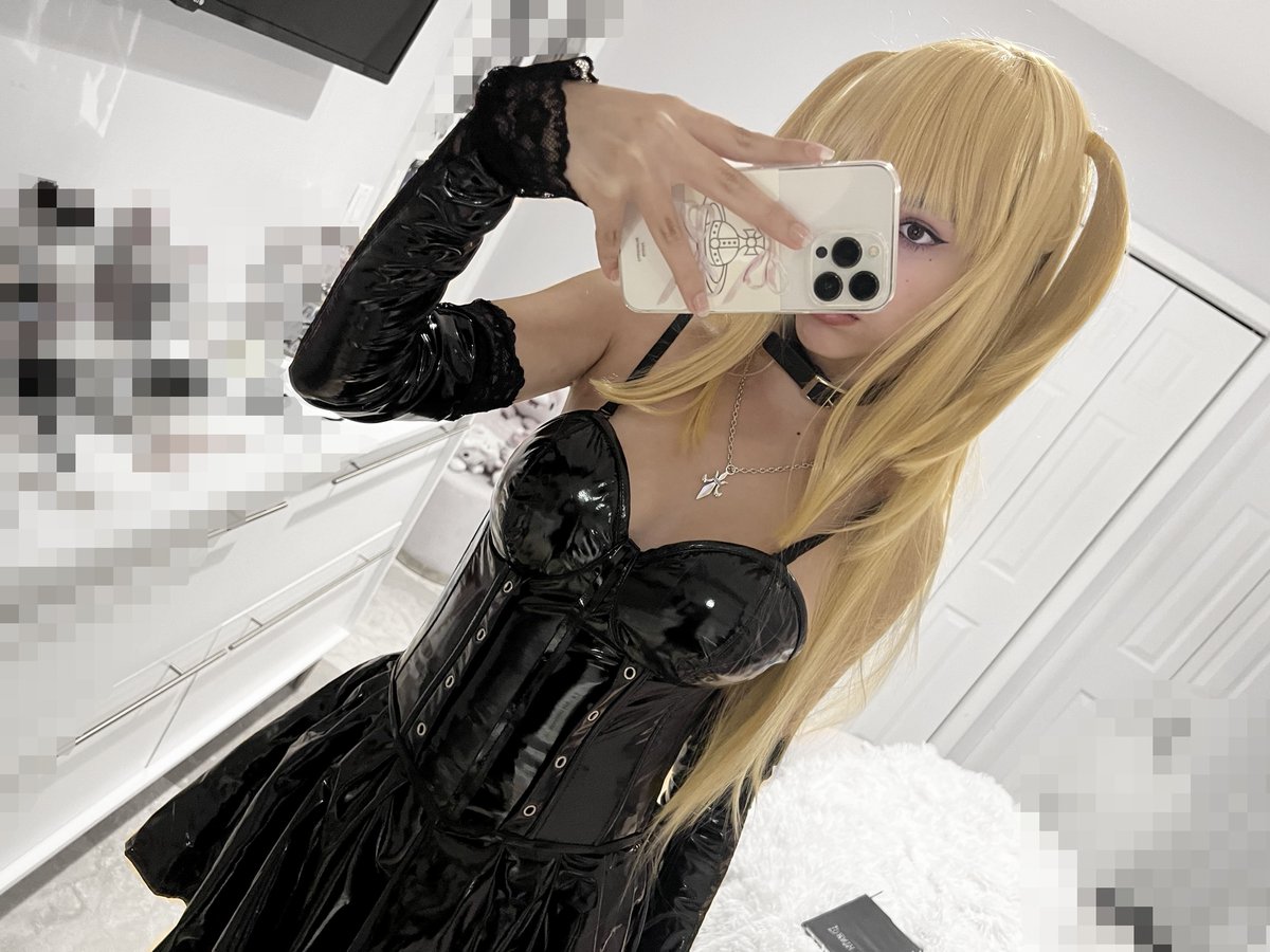alexacinna's tweet photo. 🍎first misa misa #cosplay edit 🎀#misa 

#misaamane #deathnote #misacosplay #deathnotecosplay #コスプレ https://t.co/GcDEA7Gb9H