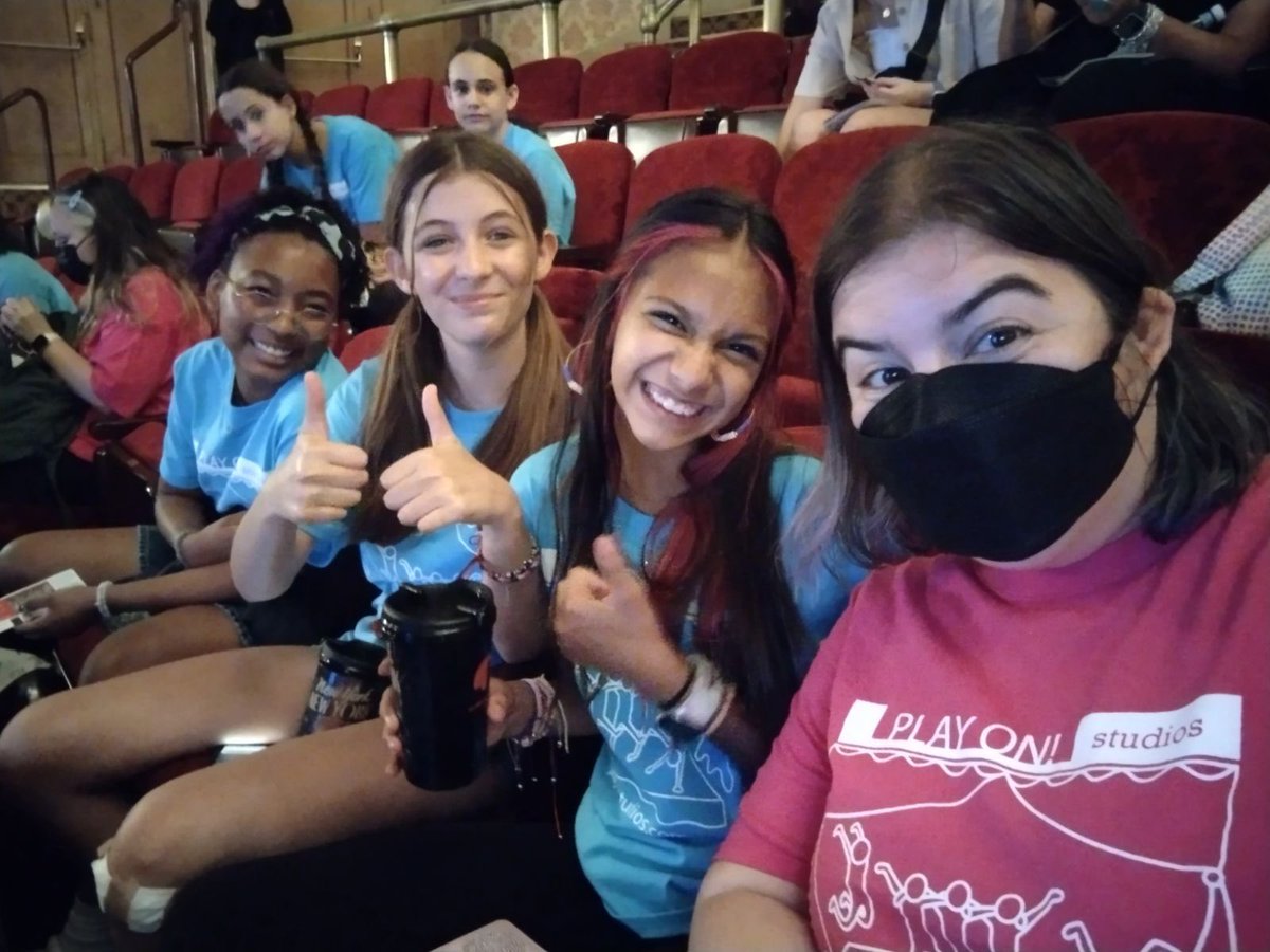 PlayOnStudios's tweet photo. Our Musical Theater Performance campers absolutely loved New York, New York!
•
•
•
•
•
#playon #broadway #theatercamp #newyorknewyork #nyckids https://t.co/yXfOaG3AFT