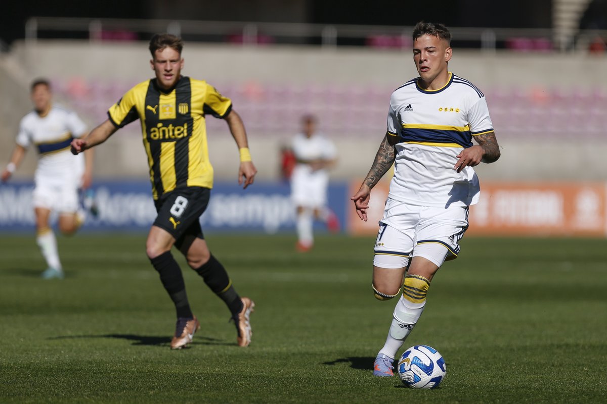 BocaJrsOficial's tweet photo. #LibertadoresSub20 🏆

🔛 ¡𝗖𝗢𝗠𝗘𝗡𝗭𝗢́ 𝗘𝗟 𝗦𝗘𝗚𝗨𝗡𝗗𝗢 𝗧𝗜𝗘𝗠𝗣𝗢! 

Peñarol 0 - #Boca 1

💻📱En vivo 👉 https://t.co/taPgGkxjE3 

#DaleBoca 🔵🟡🔵 https://t.co/xMqmK2XuQ5