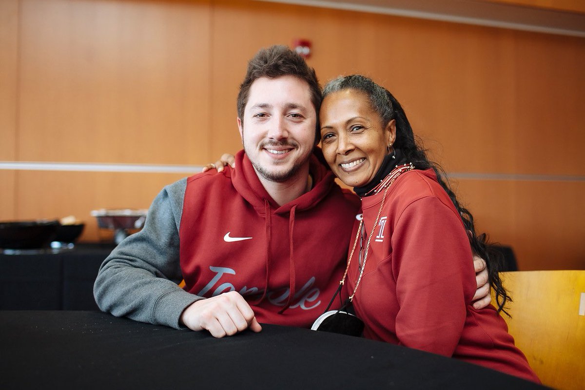 A huge CONGRATULATIONS is in order for the only and only @NHarvinTUFB on her well deserved induction into the 2023 Temple Athletics Hall of Fame! Thank you for continuing to serve your alma mater through thick and thin. We are so lucky to have you. #TempleTUFF | #OOU