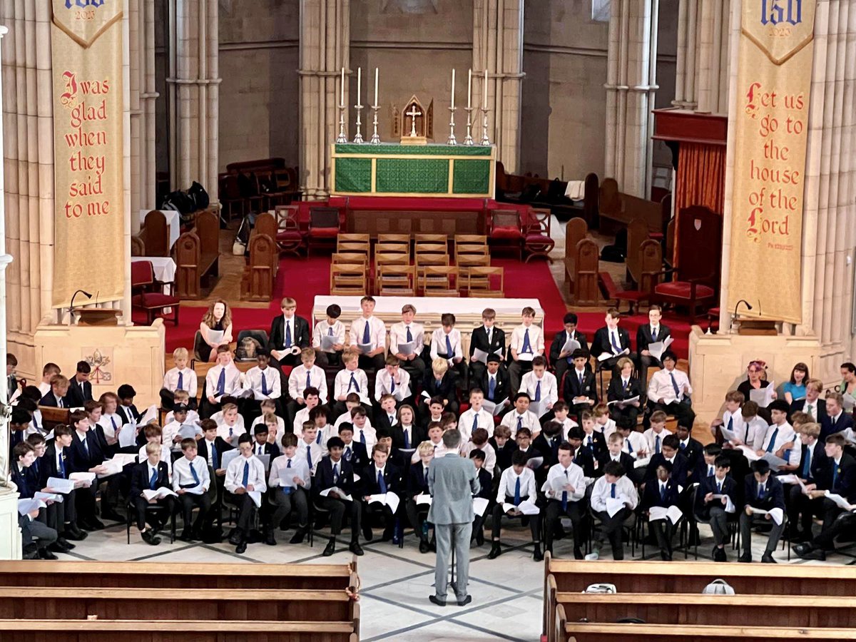 Well, what a trip!! 130 students singing evensong in the magnificent surroundings of Arundel Cathedral. Thank you to the staff, family and community who made the trip down. Onto All Saints High Wycombe next Tuesday at 4pm - see you there! #evensong #choir #rgshwmusic #CanDoMusic
