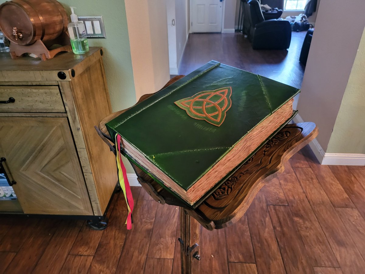 IDEASOFICE_FIRE's tweet photo. Well my childhood dream is now fulfilled. I have the book I have desired for the last 25 years. THE BOOK OF SHADOWS from Charmed! I will no longer be associating with mortals. I'm a witch yall @H_Combs https://t.co/IyuqQcvaKs