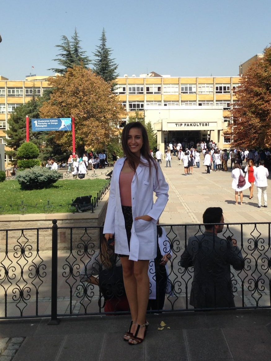 damlaarkk's tweet photo. Nasıl başladı / Nasıl bitti https://t.co/bEBoh7TYlA