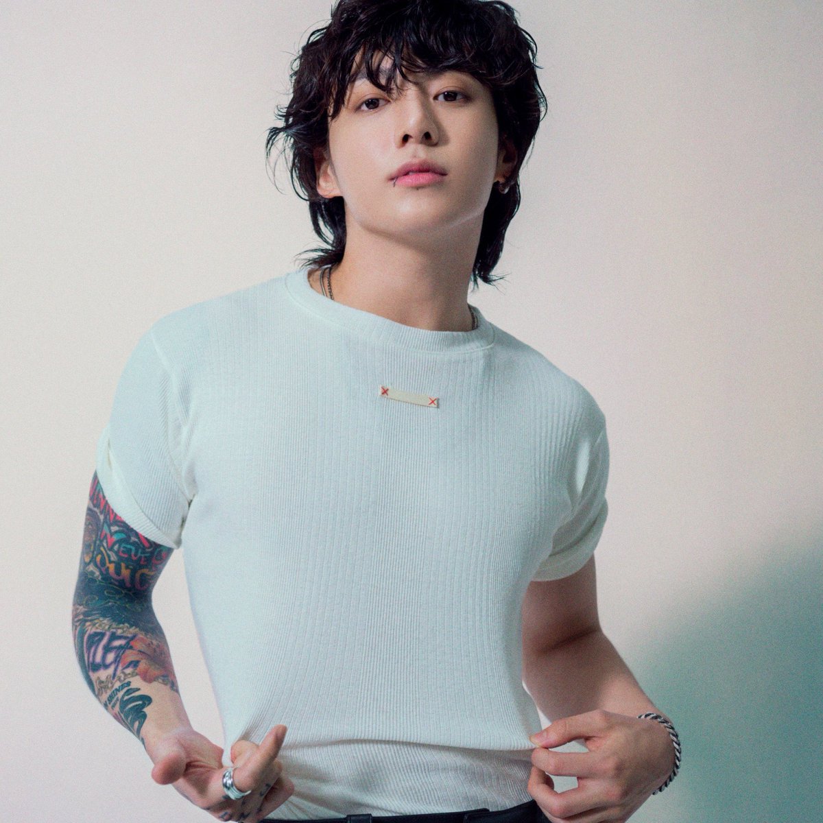 WORLDMUSICAWARD's tweet image. #Jungkook's #SEVEN official teaser MV is trending at #1 WORLDWIDE on YouTube and is the most viewed and liked teaser for any artist in 24 hours on Youtube in 2023! 💪🎥💥🥇🌎🔥👑💜
🎥youtube.com/watch?v=QBuhCv…