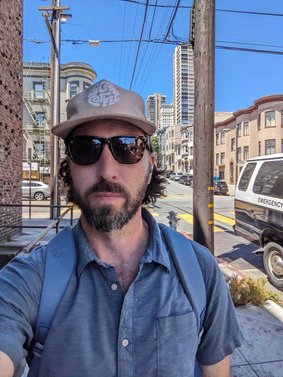 acquiredotcom's tweet photo. Here’s one of our other engineering ninjas @jesseiscamping 👨‍💻 

Jesse just flew into SF from Texas and is enjoying the Bay Area breeze 🌁 If you see him on the streets of SF, say hi and ask him a coding question - tell him Twitter told you to ask https://t.co/8k8vdtgmP6