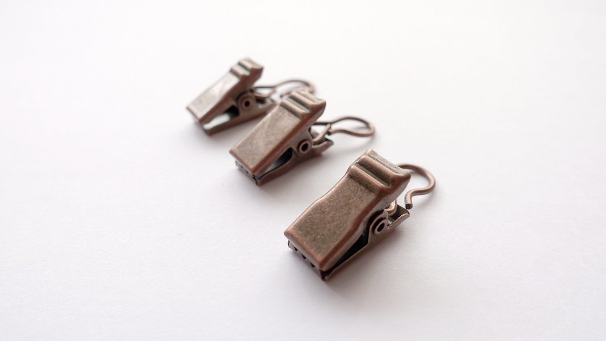 Thanks for the great review Véronique ★★★★★! etsy.me/3JZ1iIl #etsy #copper #bedroom #minimalist #curtainclips #curtainhooks #curtainrings #curtainringclips #curtainrailclips #gntsdecor