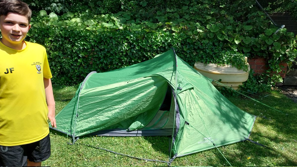 The boys enjoyed the Geography challenge today, who could put up a tent the fastest. Well done Corby house you won this part of the challenge. @St_Aidans_RC #HardworkTrustFairness #Teamwork