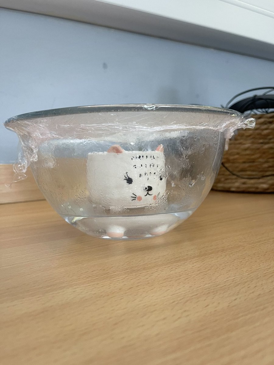 Today, we made rain! 
The children loved learning about the water cycle 💦 
#thewatercycle #year2