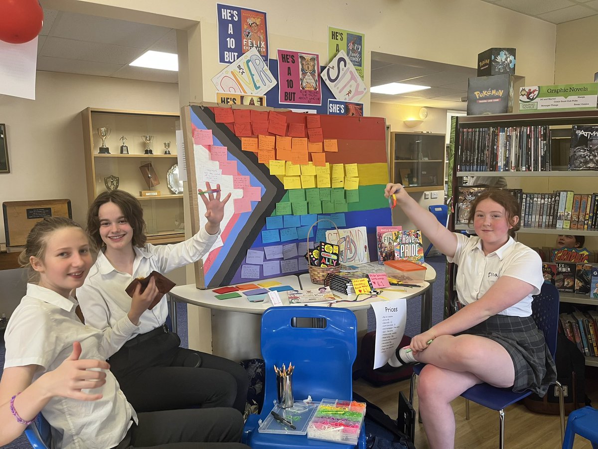 LibraryTmhs's tweet image. What an absolutely fabulous first day of #ComicCon! A massive thank you to all teachers and students involved. Bring on tomorrow now! #GreatSchoolLibraries