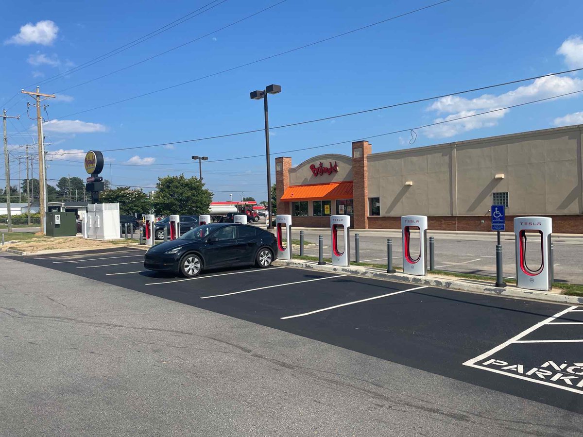 RT @TeslaCharging: New Tesla Supercharger: North Augusta, SC (8 stalls)
https://t.co/zAZT947xXe https://t.co/11fDd0N6h5