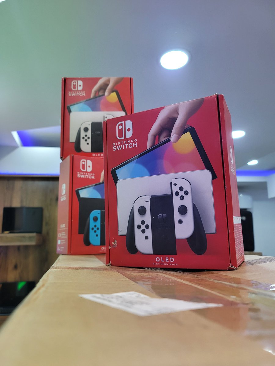 NINTENDO SWITCH
OLED
Available  
retwitt are always welcome 💯👌