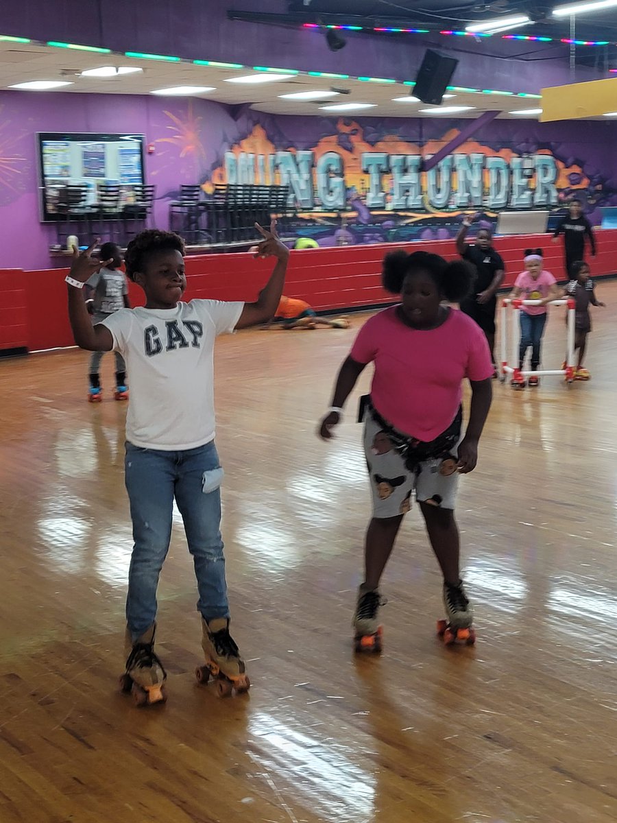 PhilaParkandRec's tweet photo. Summer camp is in FULL SWING across 120+ playgrounds and rec centers. Check out some of the fun from week 1! https://t.co/daJyxmtdbP