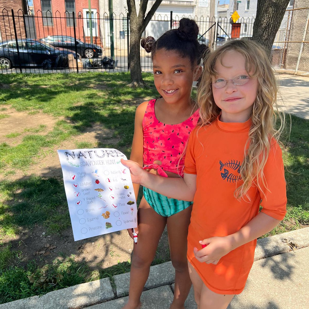 PhilaParkandRec's tweet photo. Summer camp is in FULL SWING across 120+ playgrounds and rec centers. Check out some of the fun from week 1! https://t.co/daJyxmtdbP