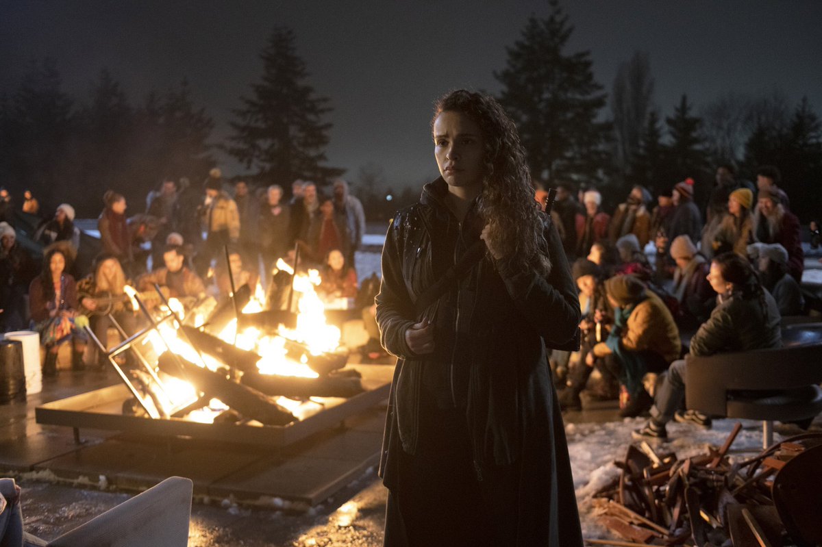 Pouwderr's tweet photo. Hello everyone! As a the 100 lover I really want the 100 prequel so please give us it, we didn't forget the show and idk if I'm the only one who still re-watch it so please @TheCW @cwthe100 @HBO @StreamOnMax @JRothenbergTV I didn't lose hope. #wewantthe100prequel #The100 https://t.co/iS3UbHoaRu