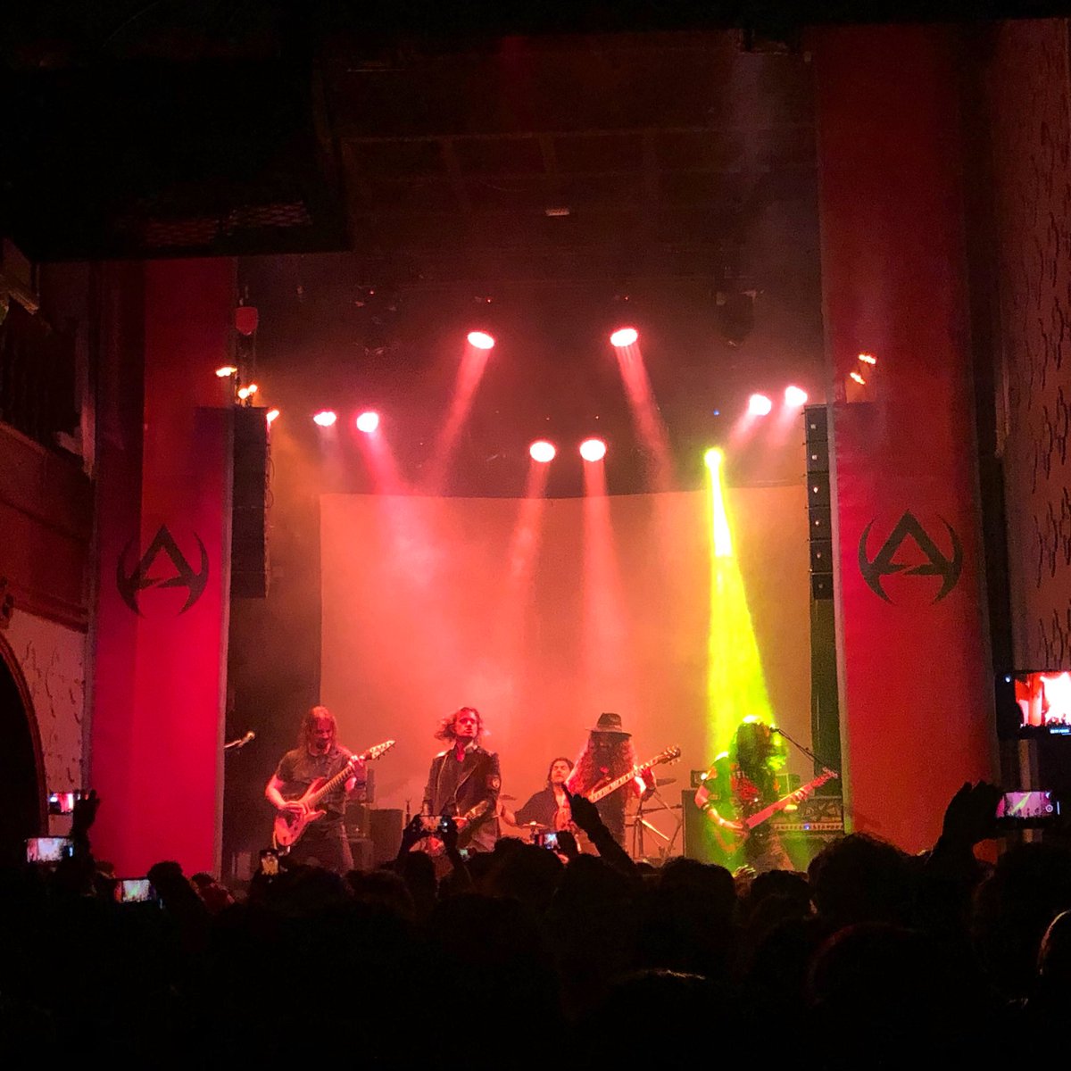 Hooligan Pats tweet media