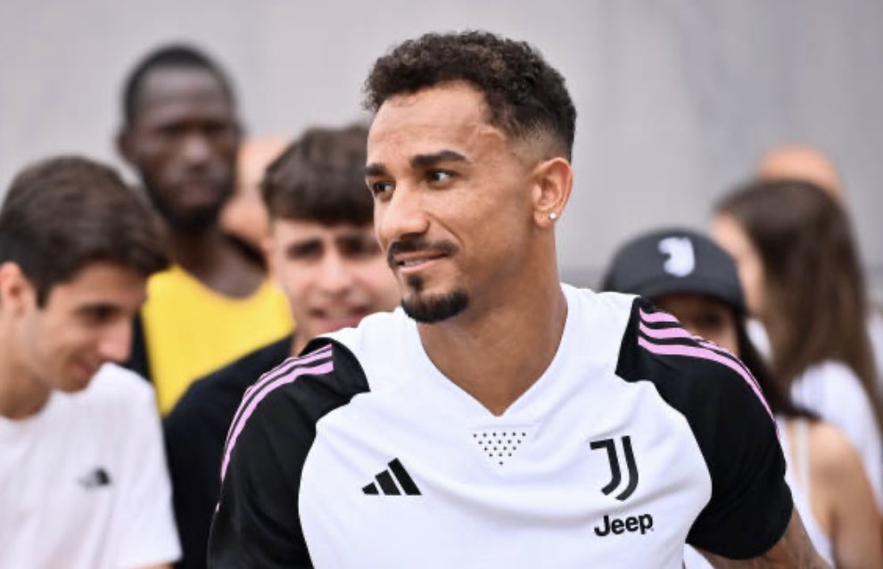 juvefcdotcom's tweet photo. CAPITANO©️⚪️⚫️ https://t.co/UMlMhZRvXv