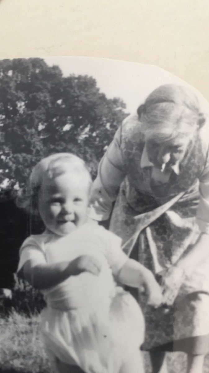 HeRunsTomorrow's tweet photo. @seventiesuk Yep, remember it well. Pinny plus Senior Service fag. Although pre Seventies - she always was ahead of her time. https://t.co/kvl8F6t6vu