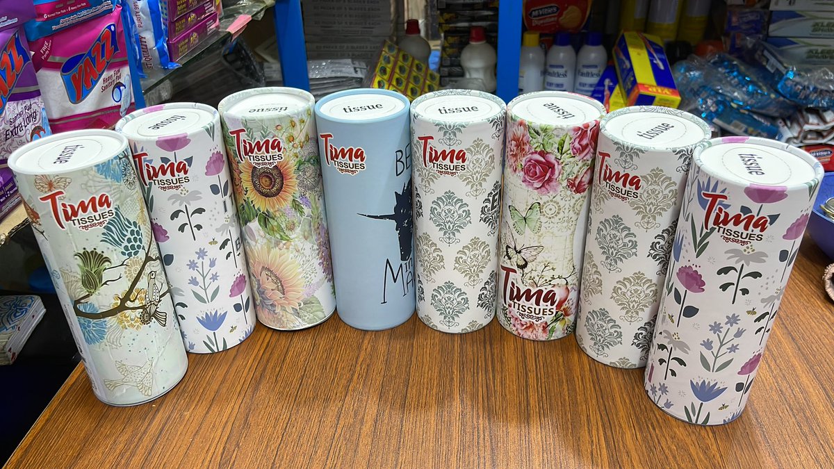 Tha_Jizzlyn's tweet photo. @kwesi_bimpe Thanks for the opportunity 
If you’re looking for natural fruit and homemade drinks for your events  or personal use at very affordable prices look no further. 
FELISIPS has got you covered. Also we’ve have tissues for hamper packages and personal use as well .Feel free to dm☝️ https://t.co/FBWmyWZI85