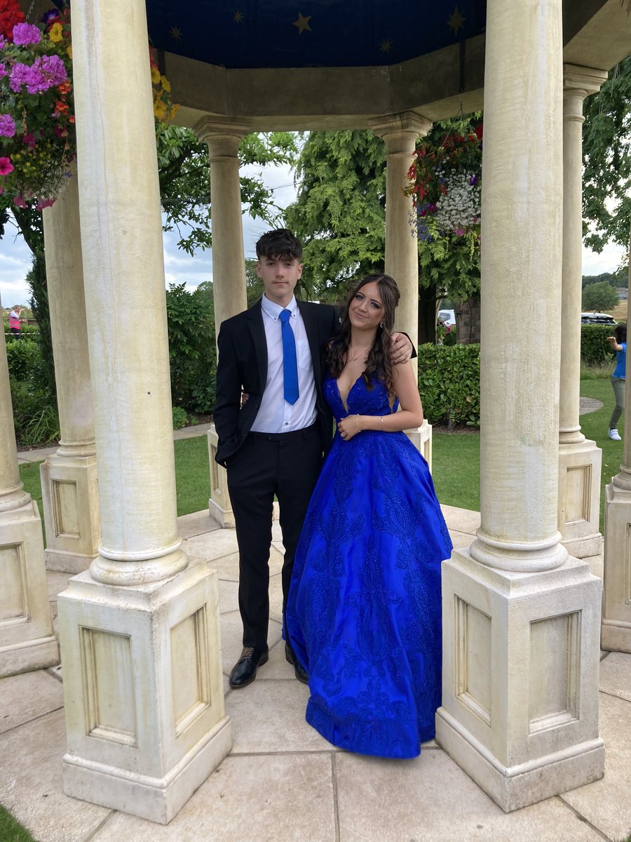 PATKingsSchool's tweet image. ✨ Everyone looks absolutely stunning! ✨ We hope you have the best night. #promnight #Classof2023 #ThisIsKings