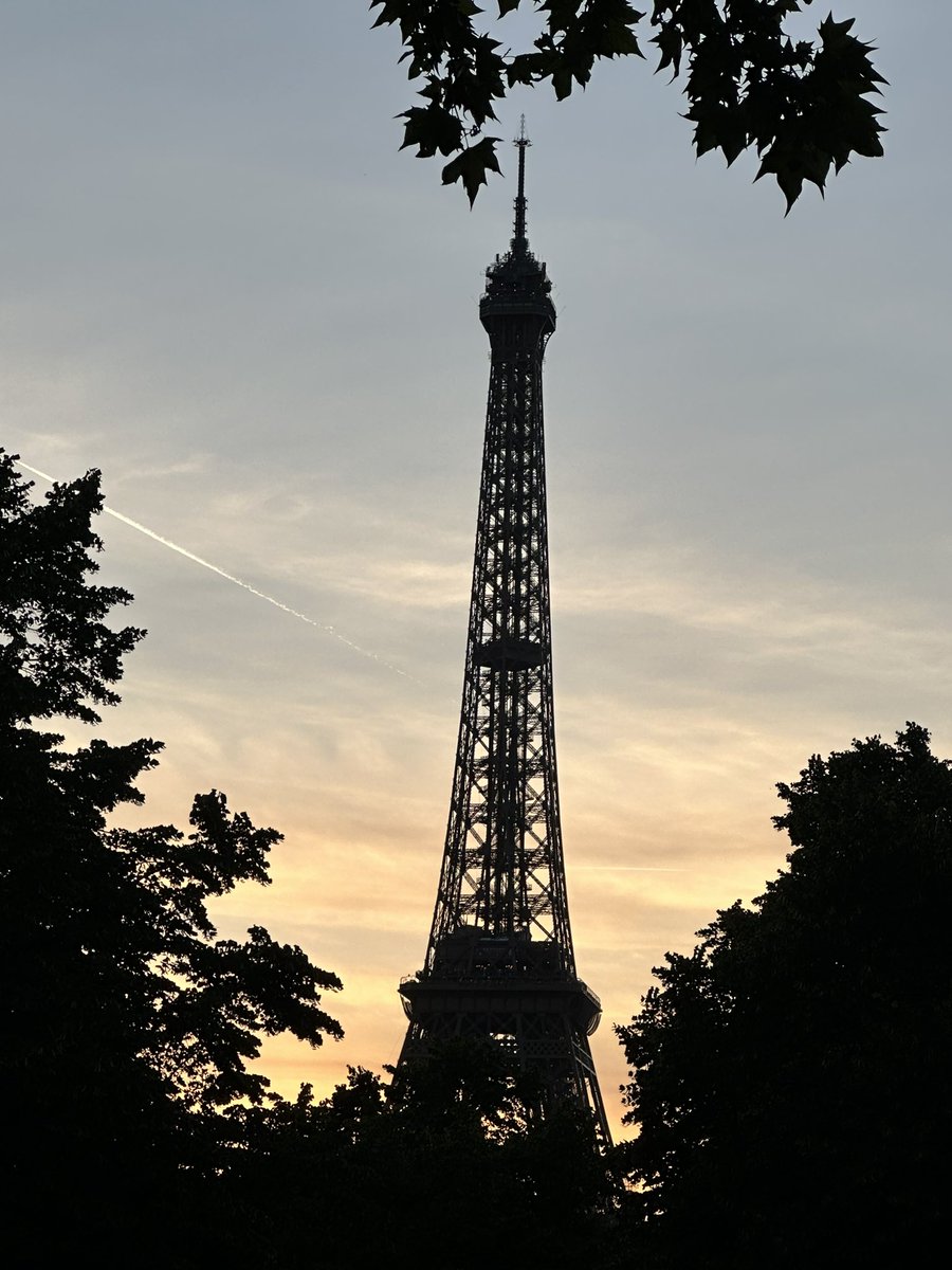 In Paris for DSS and EthCC. Lucky to be here early enough to celebrate Le Quatorze Juillet 🎆 🎇💥 
Ping me if you’re around and want to meet up! 
<a href="/Redefine_crypto/">Redefine</a> 
<a href="/summit_defi/">Defi Security Summit</a> 
<a href="/EthCC/">EthCC - Ethereum Community Conference</a>