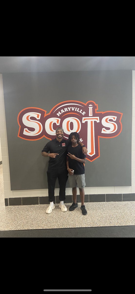 Pryce Davis (@prycedavis) on Twitter photo After a great visit I’m blessed to receive a offer from <a href="/MCScotsFootball/">Maryville College Football</a> <a href="/CoachDuncombe_/">Andre Duncombe</a> <a href="/CoachOyarzun/">Nick Oyarzun</a> 🔴🟠#AGTG After a great visit I’m blessed to receive a offer from <a href="/MCScotsFootball/">Maryville College Football</a> <a href="/CoachDuncombe_/">Andre Duncombe</a> <a href="/CoachOyarzun/">Nick Oyarzun</a> 🔴🟠#AGTG
