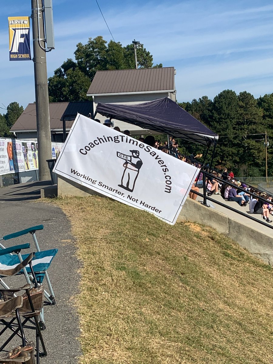 CoachingSavers's tweet photo. Thanks Fairview football for giving me a sign to hang in the stadium. https://t.co/2kZrpVlE4v