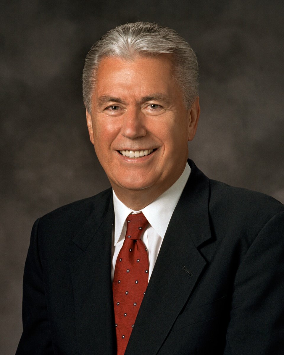 conference_bot's tweet photo. "Yes, the world is in turmoil. And yes, we have weaknesses. But we do not need to hang our heads in despair, because we can trust God, we can trust His Son, Jesus Christ."

~Elder Dieter F. Uchtdorf https://t.co/AjJ88YUA3Z