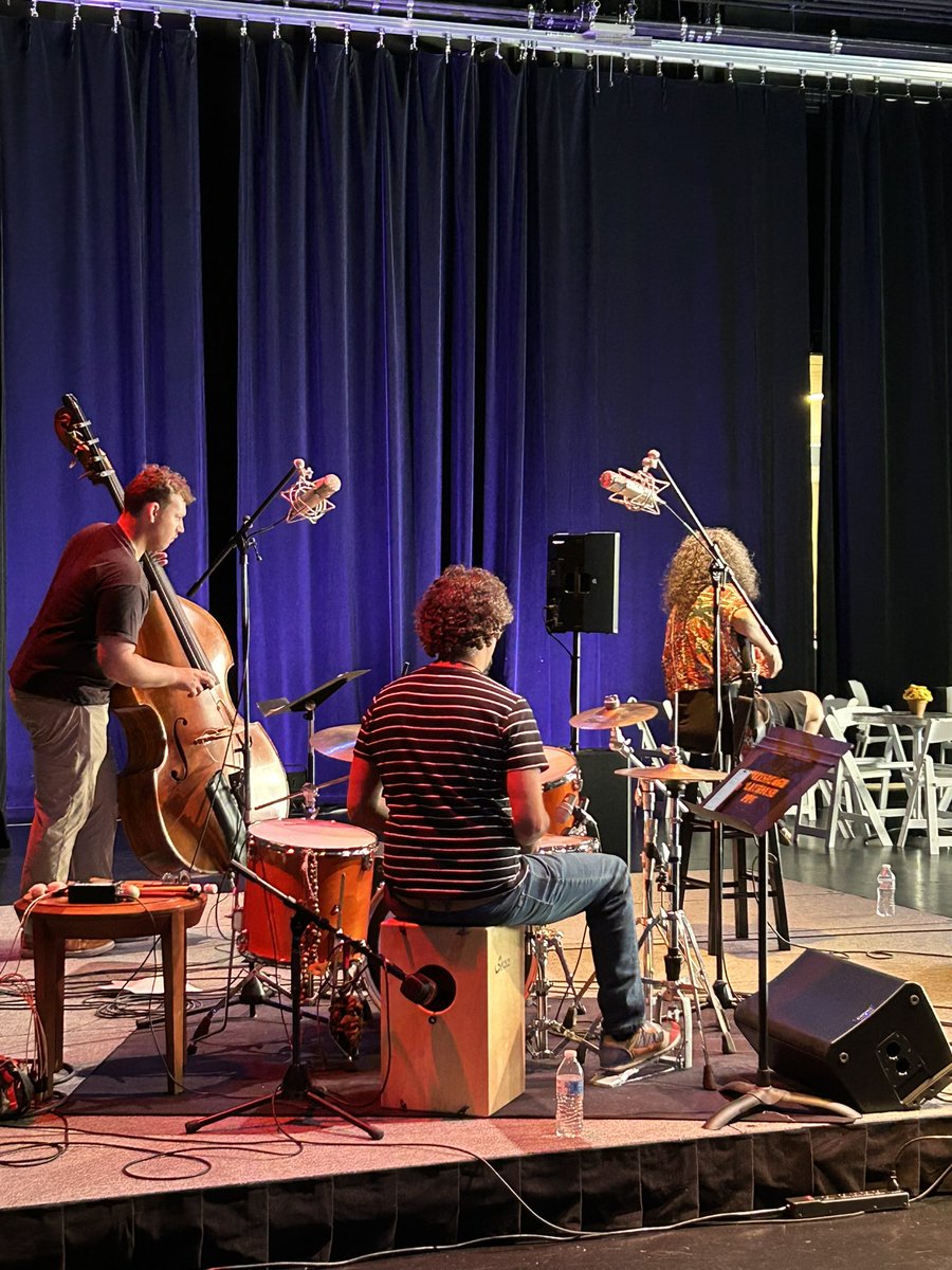 MCGJazz's tweet image. #MomentsBefore Badi Assad (@badiassad) rehearses before her set for tonight’s Inside/Outside performance.  @pghplayhouse
#BehindtheScenes #InsideOutside #LiveMusic