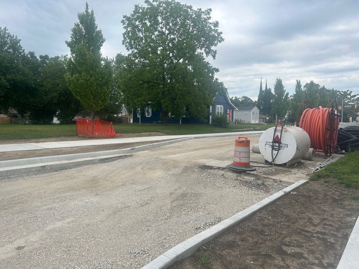 A quick look at the south Meridian St. connectivity upgrades. A road diet with curb bump outs allows a wide multi-modal path, landscaping, and expanded sidewalks. The Old Southside is a neighborhood to watch.
