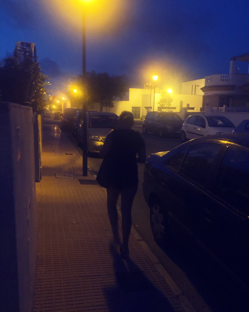 lilypod1803's tweet photo. 10pm and off to the open air movie night at summer school 🎦🍿
"I will be back around midnight Mum" 🤦🏻‍♀️
-
#livingherbestlife #livinginspain #ourspanishlife #ourspanglishlife #makingmorememories #makingeverysecondcount  #ourspanishadventure https://t.co/aXvlfWGEwl