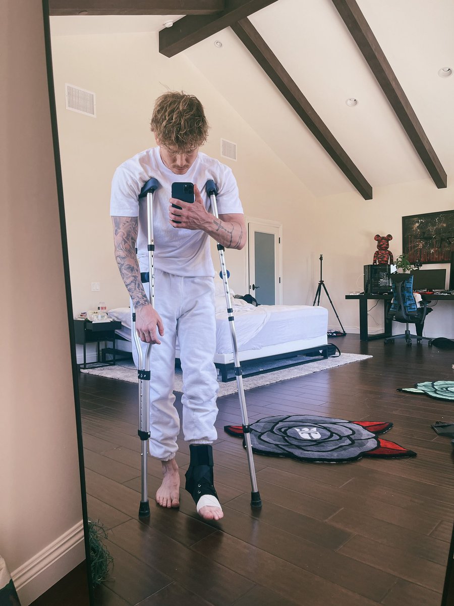 Teeqo tweet media