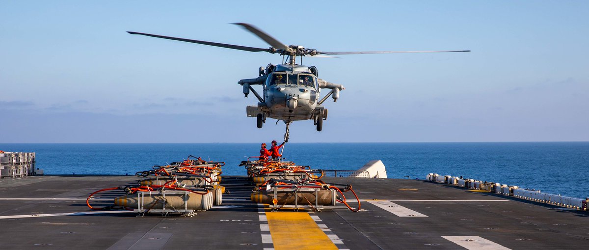 Fleet Round up!
1) An F/A-18E launches from #USSRonaldReagan in the #SouthChinaSea
2) Midshipmen participate in damage control training on USS Ronald Reagan 
3) Sailors man the lines on #USSRalphJohnson in #Guam
4) 📍#Pacific Ocean MH-60S moves ordnance aboard #USSMakinIsland