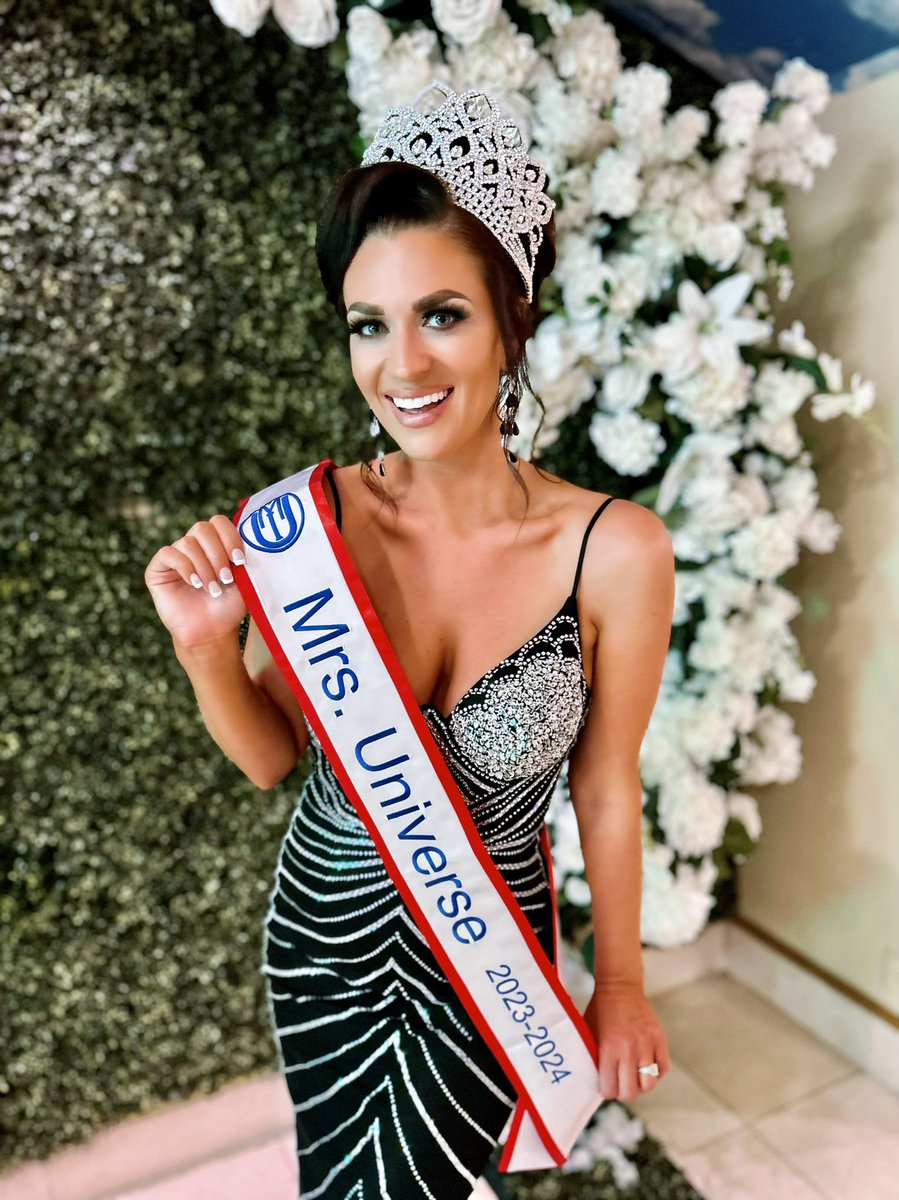 ashleytesoro's tweet photo. I’m the new Mrs. Universe 2023!!!! 💖 https://t.co/hbyBMscXgc
