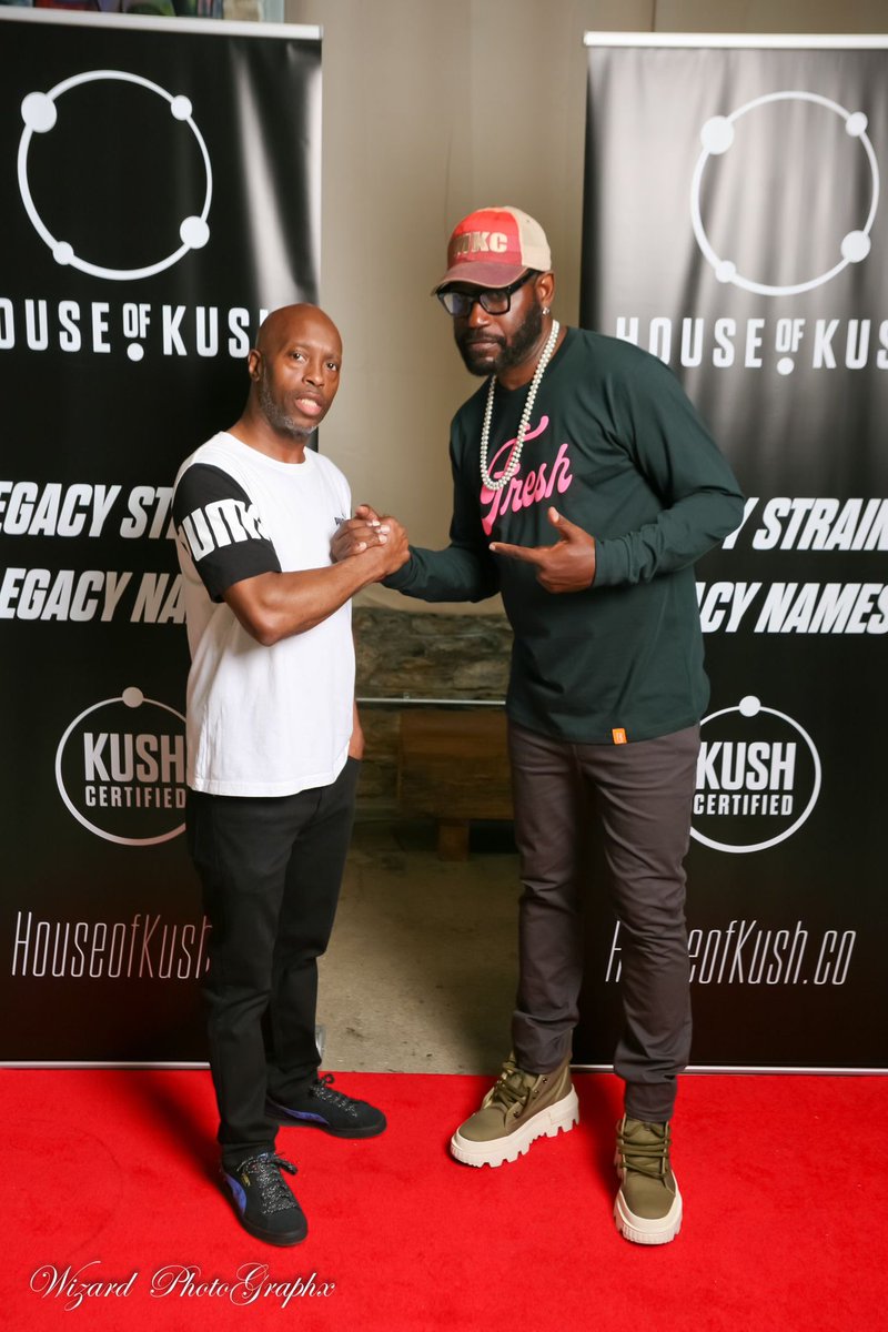 sedwardskc's tweet photo. Dope night!
#HipHop50 #JuneteenthKC https://t.co/dWYZtRbv5v