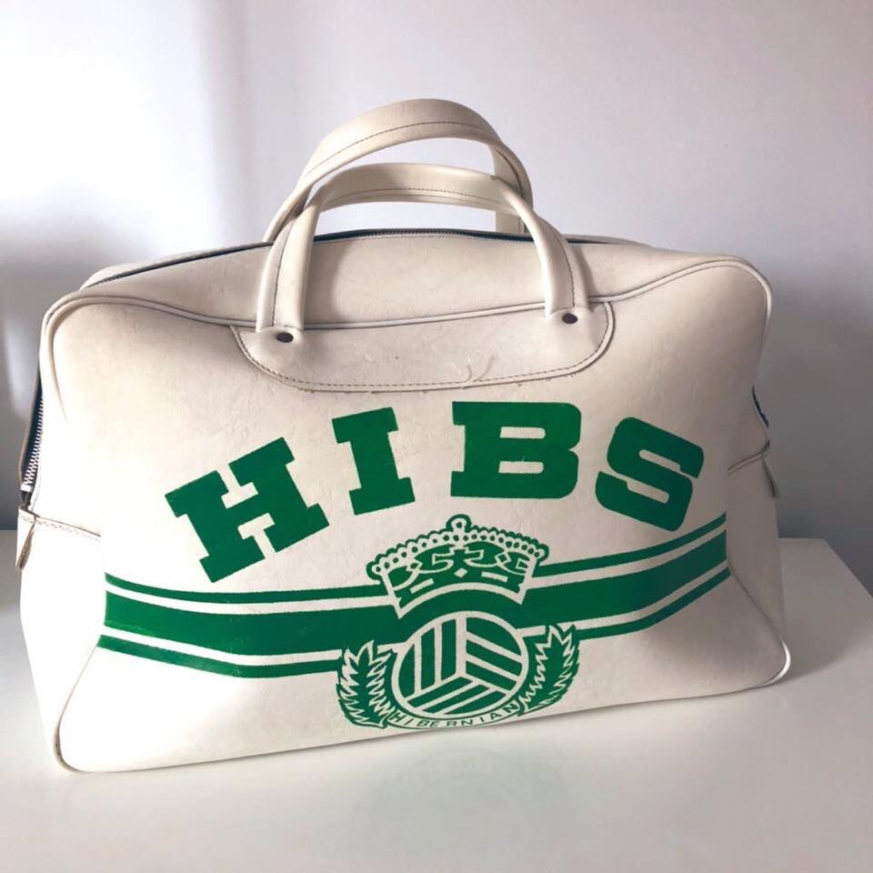 What is your 𝐅𝐚𝐯𝐨𝐮𝐫𝐢𝐭𝐞 @HibernianFC item in your collection? Comment with pictures below 👇🏼 @budgiemcb @DishDaHibee @KieranPowerHibs @PedzKeenan @TheHibsRamble @Resurrextion1