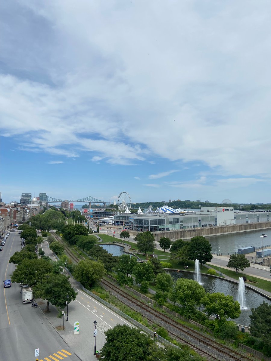 BELVÉDÈRE DU MUSÉE | À VISITER !

Lors de votre prochaine visite au Musée, n’oubliez pas d’aller faire un tour au sommet de l’Éperon, au 3e étage. Le belvédère vous offre une vue magnifique sur le Vieux-Montréal et le fleuve St-Laurent.

À ne pas manquer !