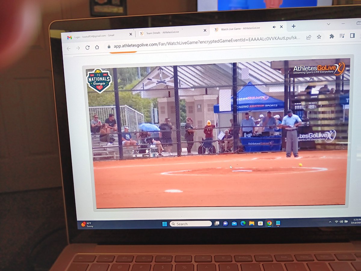 wild_laughs's tweet photo. Arizona Storm National-Mathis vs. Virginia Unity-Johnson/Ross in the 16U final right now on @AGLSoftball @TCSFastpitch #Softball https://t.co/bTJ2dIrAQM