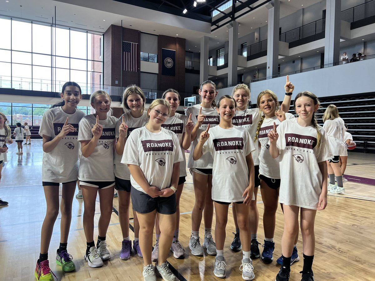 RoanokeWBB's tweet photo. And That’s All Folks!! Last Day of Camp = Competitive Championship Games &amp; Lots of Signed T-Shirts 🥳🏆 https://t.co/1aIYrD9Ra1
