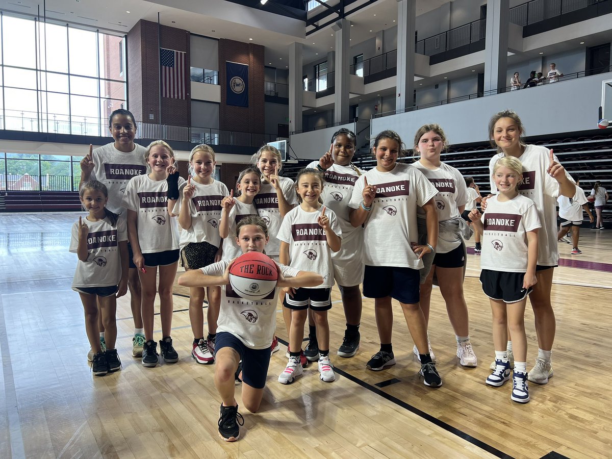 RoanokeWBB's tweet photo. And That’s All Folks!! Last Day of Camp = Competitive Championship Games &amp; Lots of Signed T-Shirts 🥳🏆 https://t.co/1aIYrD9Ra1