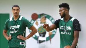 The 2017-2018 Celtics with a healthy Isaiah Thomas would have been something else…

Pg: Isaiah Thomas 
Sg: Jaylen Brown
Sf: Gordon Hayward
Pf: Jayson Tatum
C: Al Horford

Off the bench 
Terry Rozier
Marcus Smart
Jae Crowder
Marcus Morris
Aron Baynes https://t.co/nouJiCbs7z