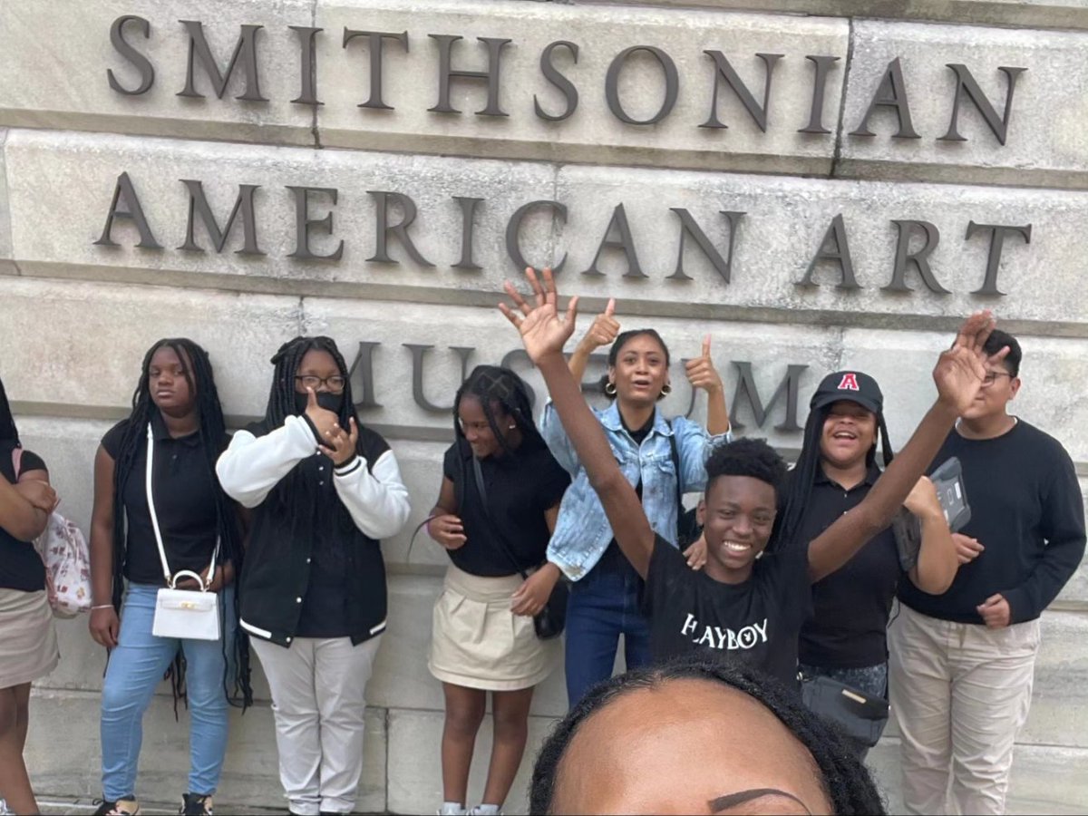 fpcsarmstrong's tweet image. Rising 8th Graders enjoyed exploring the Smithsonian Museum of American Art! #SLA23 #summerschool #fieldexperience #Armstrong #dccharterproud #FriendshipProud