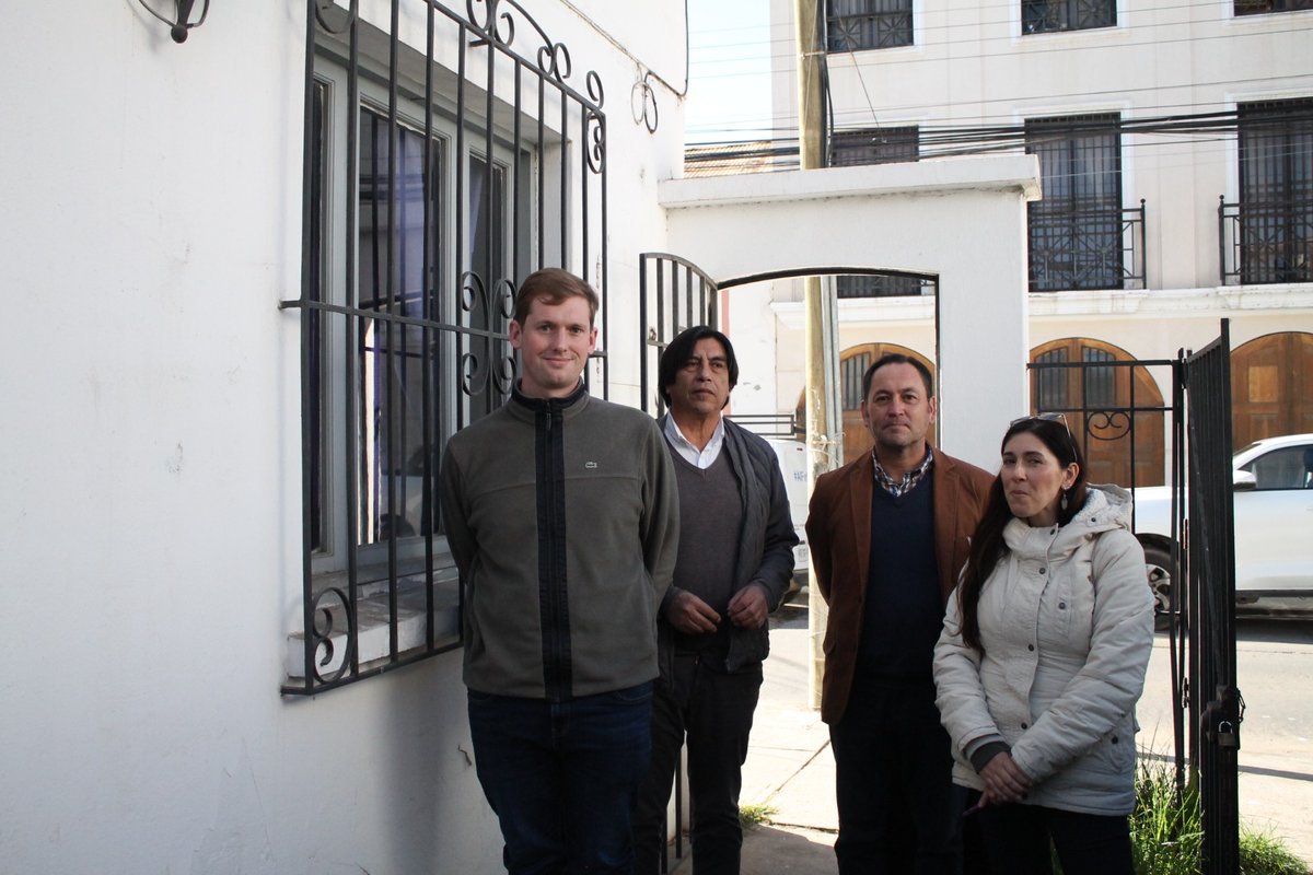userena's tweet photo. ⭕️#ConectaULS se reunió con el Director Ejecutivo de la Asociación de Municipios Rurales del Norte Chico, Sergio Ríos, para conversar respecto a la importancia de mantener la identidad territorial en la educación rural👇

@Diveuls https://t.co/ZAkMdTNh6j