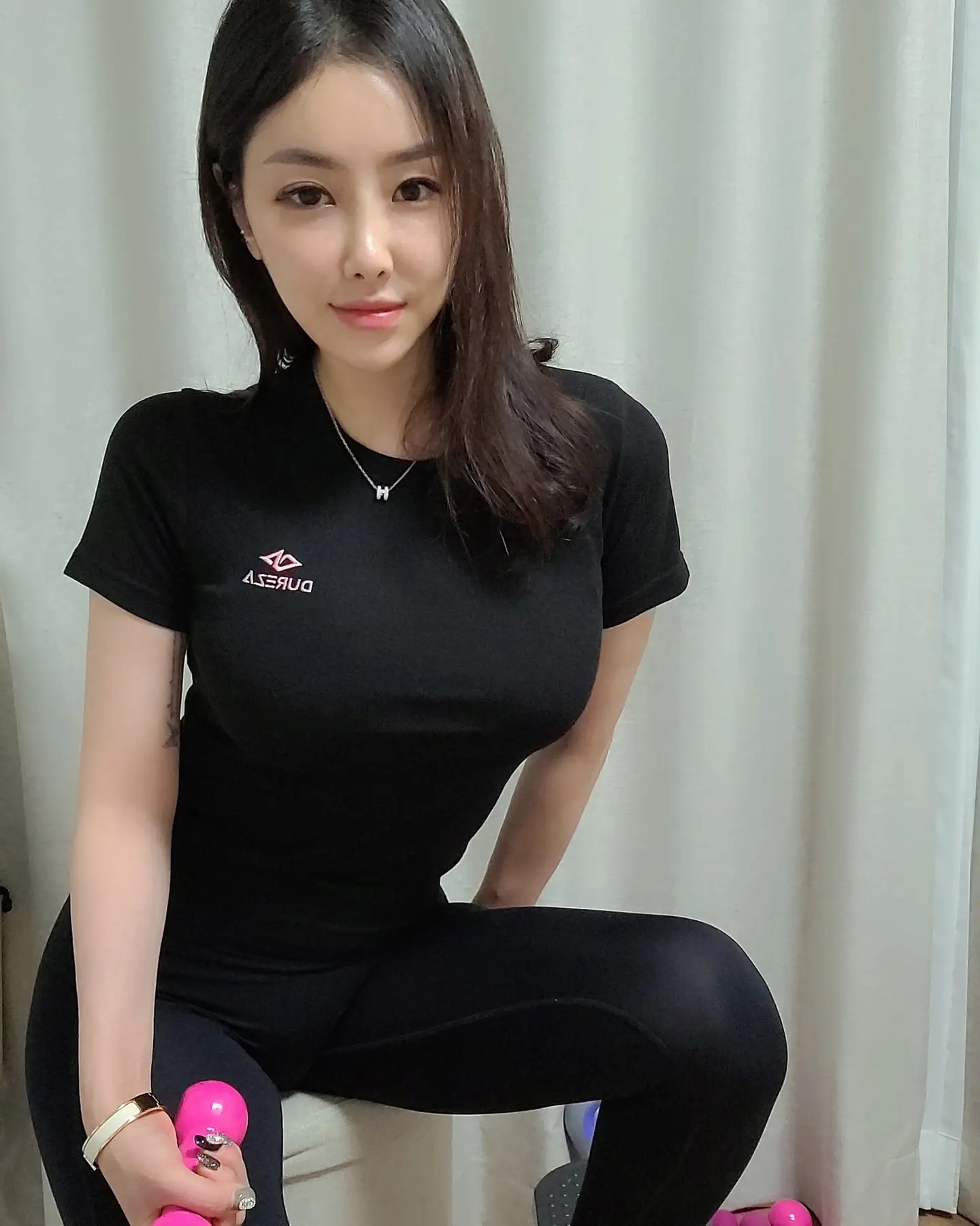 Chen Fang (@Rylee778826) / Twitter