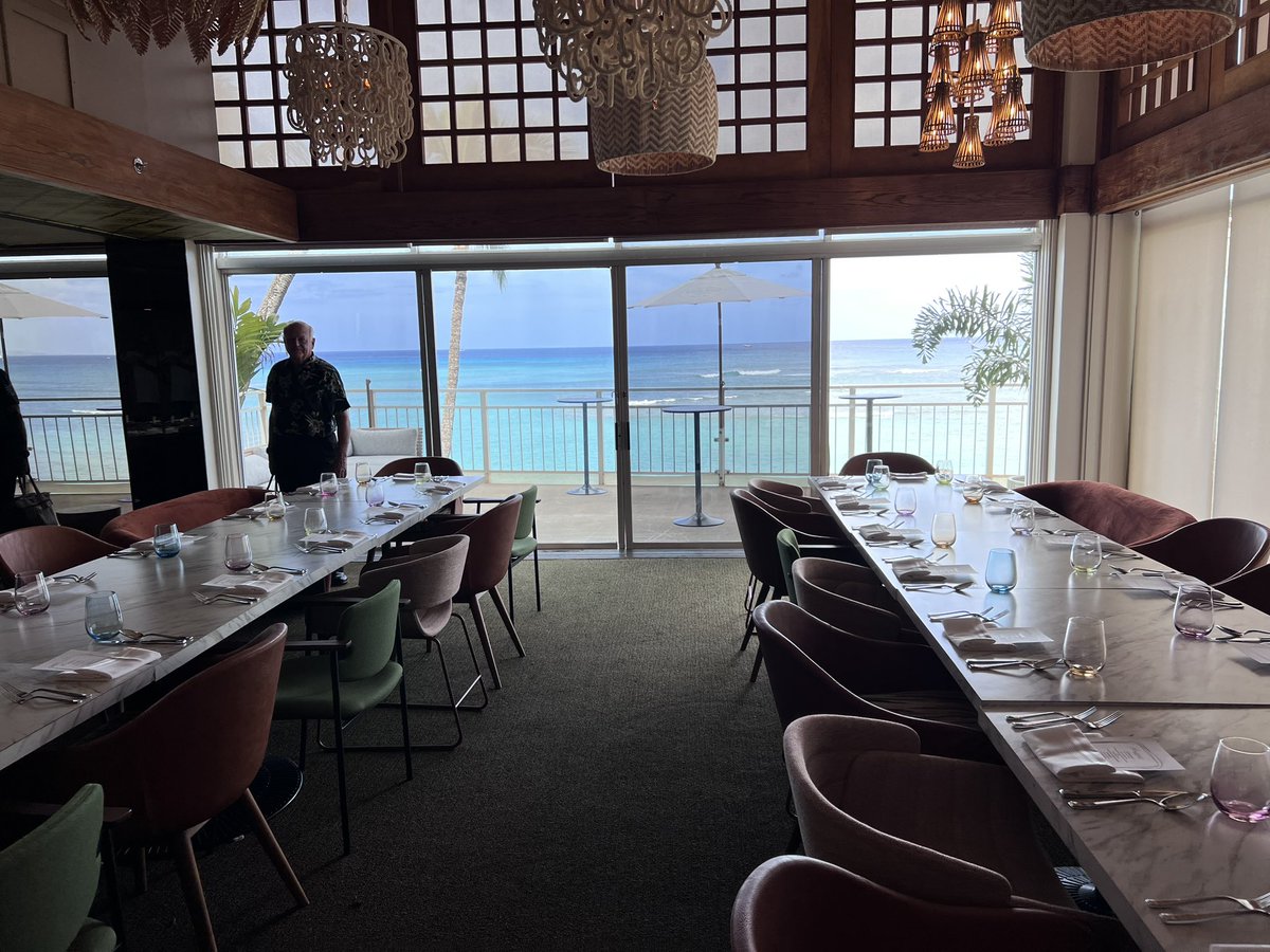 KonaHomeTeam's tweet photo. Made it !  #waikiki #hautree #honolulu https://t.co/3G9GTjWqWp