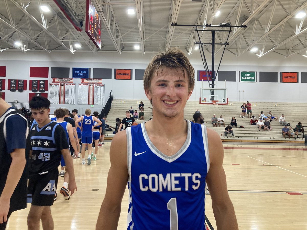 Midwest Hoops Spotlight (@mhs_boys_) on Twitter photo Kyle Jorgensen, Hunter Lorenson, Henry Tschetter & Kai Penney all reach double figures as <a href="/MNCometsElite/">MN Comets</a> 2024 cruise to an opening round victory. <a href="/ny2lasports/">NY2LA SPORTS</a> <a href="/ny2labasketball/">NY2LA Basketball</a> #NY2LAFinalChapter Kyle Jorgensen, Hunter Lorenson, Henry Tschetter & Kai Penney all reach double figures as <a href="/MNCometsElite/">MN Comets</a> 2024 cruise to an opening round victory. <a href="/ny2lasports/">NY2LA SPORTS</a> <a href="/ny2labasketball/">NY2LA Basketball</a> #NY2LAFinalChapter