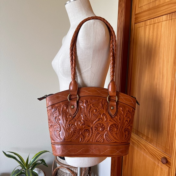 So good I had to share! Check out all the items I'm loving on <a href="/Poshmarkapp/">Poshmark</a> from @sarahsaintjohn #poshmark #fashion #style #shopmycloset #sanctuary #vintage #patricianash: posh.mk/tYWGg24qpBb